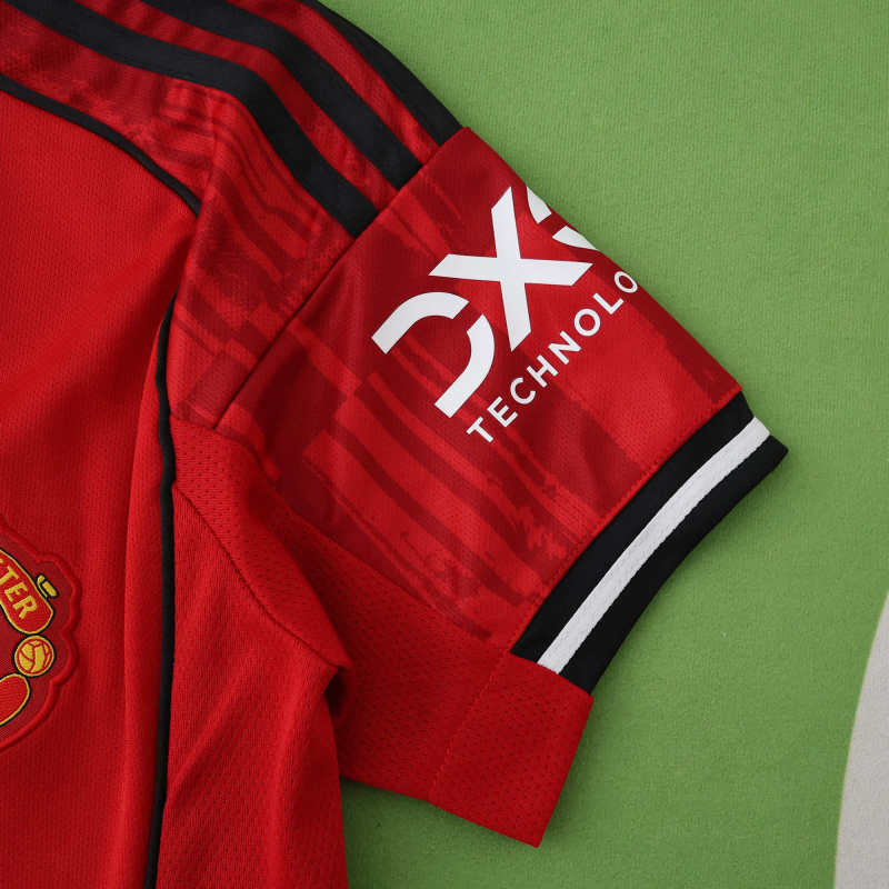 Manchester United Home Jersey 2025/26 - Women